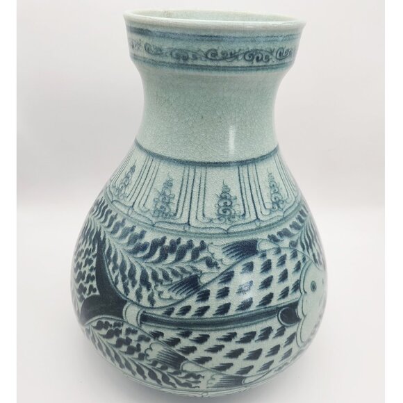 Vintage Heavy Bulbous Celadon Blue Asian Fish Motif Vase Unsigned Crazed Finish - Picture 4 of 15